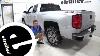 Installation Des Chaînes à Neige Titan Twist Link De Etrailer Sur Un Chevrolet Silverado 1500 De 2019